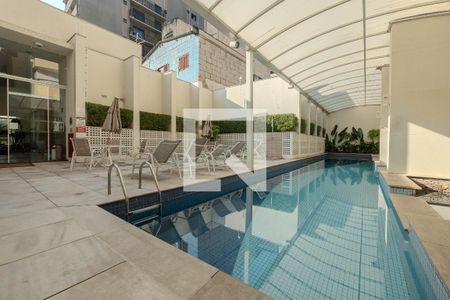 Studio à venda com 28m², 1 quarto e 1 vaga Studio à venda com 28m², 1 quarto e 1 vagaÁrea comum - Piscina