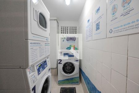 Studio à venda com 28m², 1 quarto e 1 vaga Studio à venda com 28m², 1 quarto e 1 vagaLavanderia