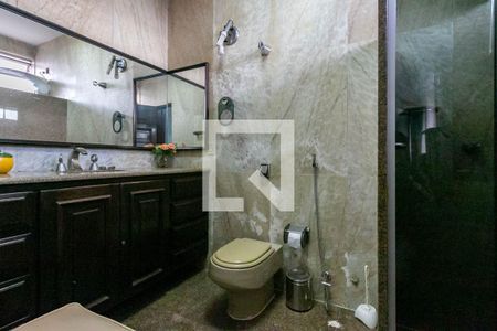 Apartamento à venda com 270m², 4 quartos e 1 vaga Apartamento à venda com 270m², 4 quartos e 1 vagaSuíte