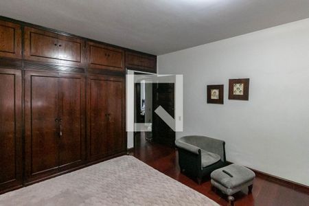 Apartamento à venda com 270m², 4 quartos e 1 vaga Apartamento à venda com 270m², 4 quartos e 1 vagaSuíte