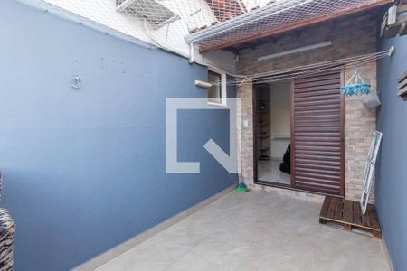 Casa de condomínio à venda com 72m², 2 quartos e 1 vaga Casa de condomínio à venda com 72m², 2 quartos e 1 vagaVaranda