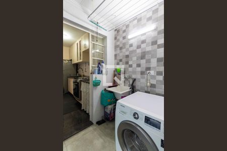 Casa de condomínio à venda com 72m², 2 quartos e 1 vaga Casa de condomínio à venda com 72m², 2 quartos e 1 vagaLavanderia