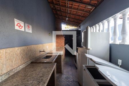 Casa de condomínio à venda com 72m², 2 quartos e 1 vaga Casa de condomínio à venda com 72m², 2 quartos e 1 vagaÁrea comum - Salão de festas