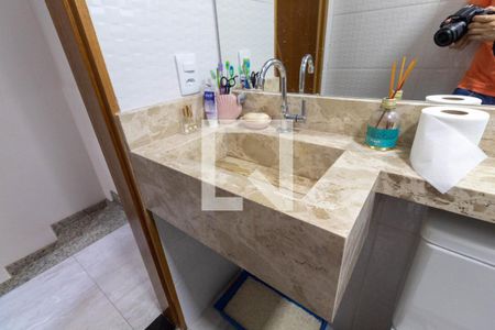 Casa de condomínio à venda com 72m², 2 quartos e 1 vaga Casa de condomínio à venda com 72m², 2 quartos e 1 vagaBanheiro 1