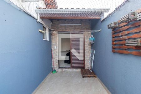 Casa de condomínio à venda com 72m², 2 quartos e 1 vaga Casa de condomínio à venda com 72m², 2 quartos e 1 vagaVaranda