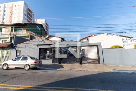 Casa de condomínio à venda com 72m², 2 quartos e 1 vaga Casa de condomínio à venda com 72m², 2 quartos e 1 vagaFachada do condomínio