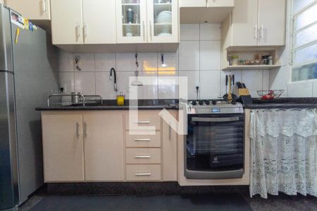 Casa de condomínio à venda com 72m², 2 quartos e 1 vaga Casa de condomínio à venda com 72m², 2 quartos e 1 vagaCozinha