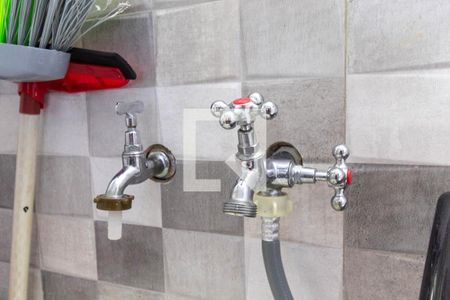 Casa de condomínio à venda com 72m², 2 quartos e 1 vaga Casa de condomínio à venda com 72m², 2 quartos e 1 vagaLavanderia (Torneira)