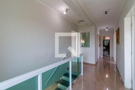 Corredor Área  Superior de casa à venda com 5 quartos, 325m² em Jardim Londrina, São Paulo