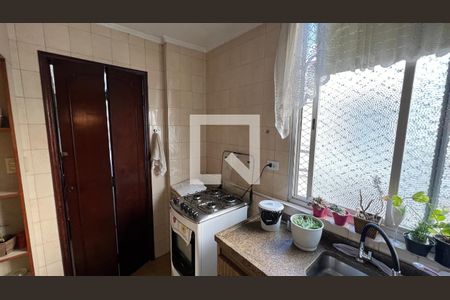 Apartamento à venda com 101m², 4 quartos e sem vaga Apartamento à venda com 101m², 4 quartos e sem vagaCozinha