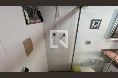 Apartamento à venda com 101m², 4 quartos e sem vaga Apartamento à venda com 101m², 4 quartos e sem vagaBanheiro