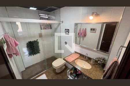 Apartamento à venda com 101m², 4 quartos e sem vaga Apartamento à venda com 101m², 4 quartos e sem vagaBanheiro