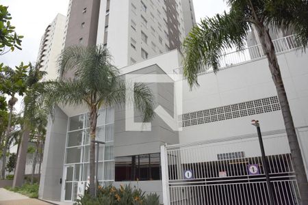 Apartamento para alugar com 34m², 2 quartos e 1 vagaFachada e portaria