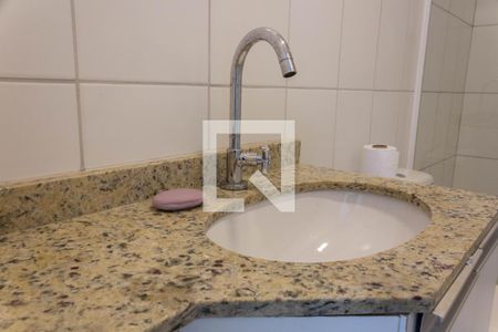 Apartamento à venda com 70m², 2 quartos e 2 vagas Apartamento à venda com 70m², 2 quartos e 2 vagasBanheiro