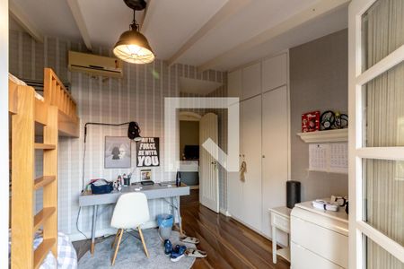 Casa à venda com 405m², 3 quartos e 4 vagasQuarto 1