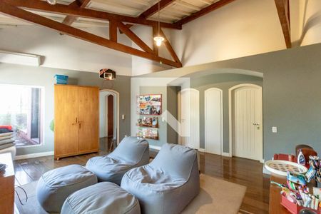 Casa à venda com 405m², 3 quartos e 4 vagasSala 2