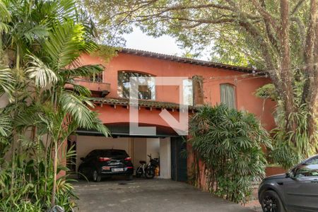 Casa à venda com 405m², 3 quartos e 4 vagasFachada