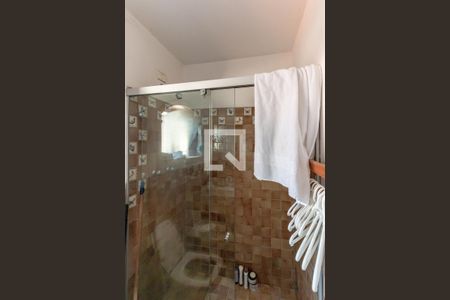 Casa à venda com 405m², 3 quartos e 4 vagasBanheiro de serviço