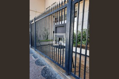 Apartamento à venda com 120m², 3 quartos e sem vaga Apartamento à venda com 120m², 3 quartos e sem vagaFachada e portaria