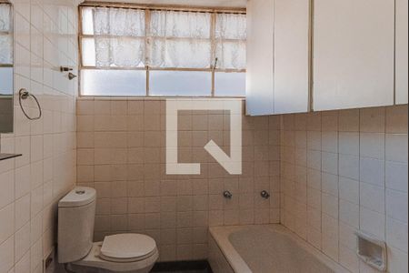 Apartamento à venda com 120m², 3 quartos e sem vaga Apartamento à venda com 120m², 3 quartos e sem vagaBanheiro