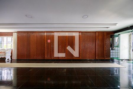 Apartamento à venda com 144m², 2 quartos e 2 vagasHall Social