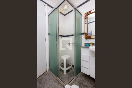 Apartamento à venda com 144m², 2 quartos e 2 vagasSuíte - Banheiro