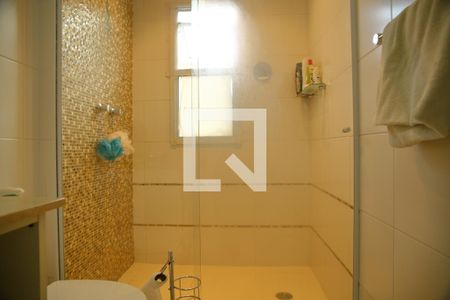 Casa de condomínio à venda com 178m², 4 quartos e 4 vagasBanheiro Suite 1