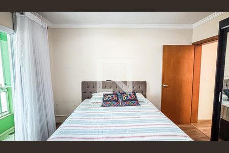 Casa à venda com 161m², 3 quartos e 4 vagas Casa à venda com 161m², 3 quartos e 4 vagasSuíte 2