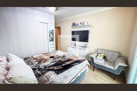 Casa à venda com 161m², 3 quartos e 4 vagas Casa à venda com 161m², 3 quartos e 4 vagasSuite 1