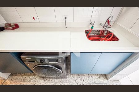 Casa à venda com 161m², 3 quartos e 4 vagas Casa à venda com 161m², 3 quartos e 4 vagasÁrea de Serviço