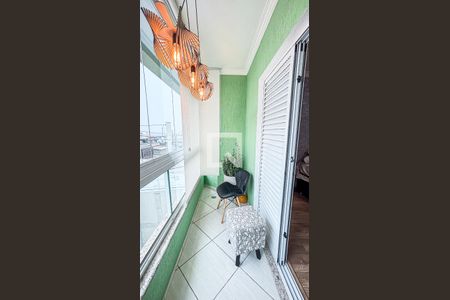 Casa à venda com 161m², 3 quartos e 4 vagas Casa à venda com 161m², 3 quartos e 4 vagasVaranda Suite 1