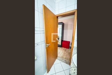 Casa à venda com 161m², 3 quartos e 4 vagas Casa à venda com 161m², 3 quartos e 4 vagasBanheiro da Suíte 2