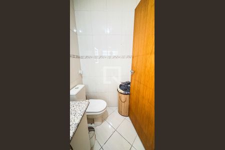 Casa à venda com 161m², 3 quartos e 4 vagas Casa à venda com 161m², 3 quartos e 4 vagasBanheiro da Suíte 1