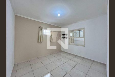 Casa à venda com 231m², 3 quartos e 1 vaga