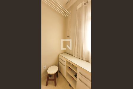 Apartamento à venda com 280m², 3 quartos e 2 vagasQuarto de Serviço