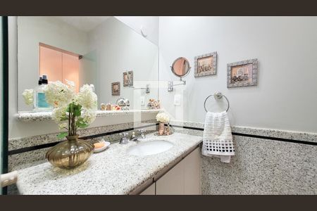 Apartamento à venda com 280m², 3 quartos e 2 vagasBanheiro da Suíte