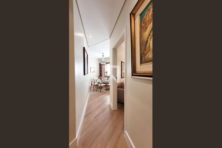 Apartamento à venda com 280m², 3 quartos e 2 vagasCorredor