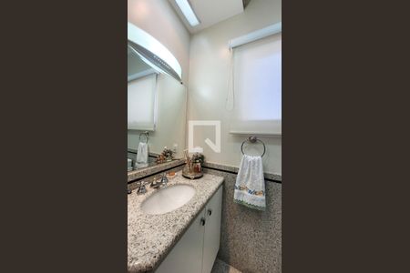 Apartamento à venda com 280m², 3 quartos e 2 vagasBanheiro Social