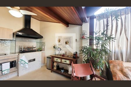 Apartamento à venda com 280m², 3 quartos e 2 vagasÁrea privativa