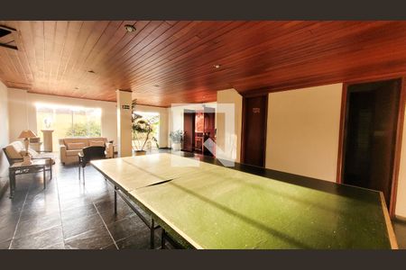 Apartamento à venda com 280m², 3 quartos e 2 vagasÁrea comum - Salão de festas