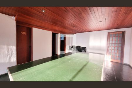 Apartamento à venda com 280m², 3 quartos e 2 vagasÁrea comum - Salão de festas