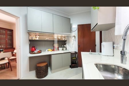 Apartamento à venda com 280m², 3 quartos e 2 vagasCozinha