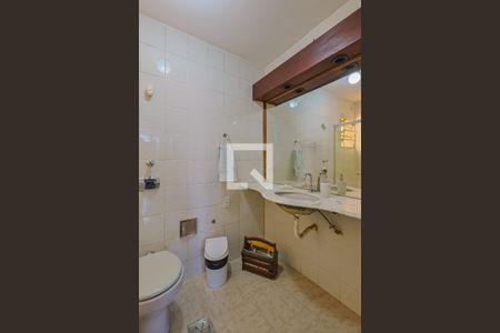 Apartamento à venda com 135m², 3 quartos e 1 vaga Apartamento à venda com 135m², 3 quartos e 1 vagaBanheiro social