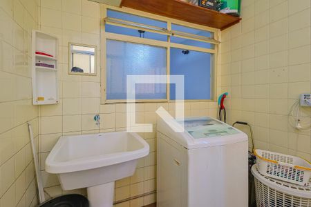 Apartamento à venda com 135m², 3 quartos e 1 vaga Apartamento à venda com 135m², 3 quartos e 1 vagaÁrea de Serviço