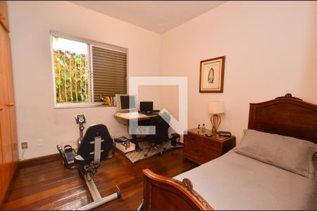 Casa à venda com 264m², 4 quartos e 3 vagasQuarto 2