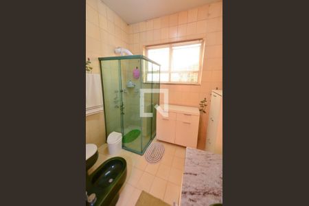 Casa à venda com 264m², 4 quartos e 3 vagasBanheiro social