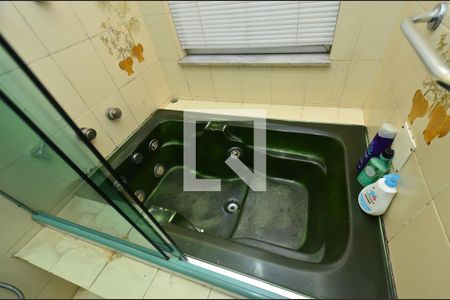 Casa à venda com 264m², 4 quartos e 3 vagasBanheiro suite