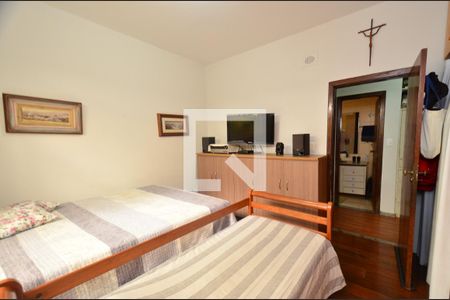 Casa à venda com 264m², 4 quartos e 3 vagasQuarto 3