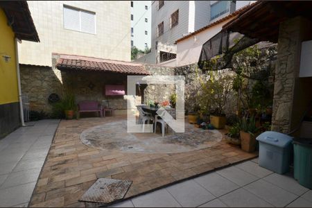 Casa à venda com 264m², 4 quartos e 3 vagasArea externa