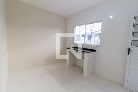 Cozinha de casa de condomínio para alugar com 1 quarto, 30m² em Vila Ipojuca, São Paulo